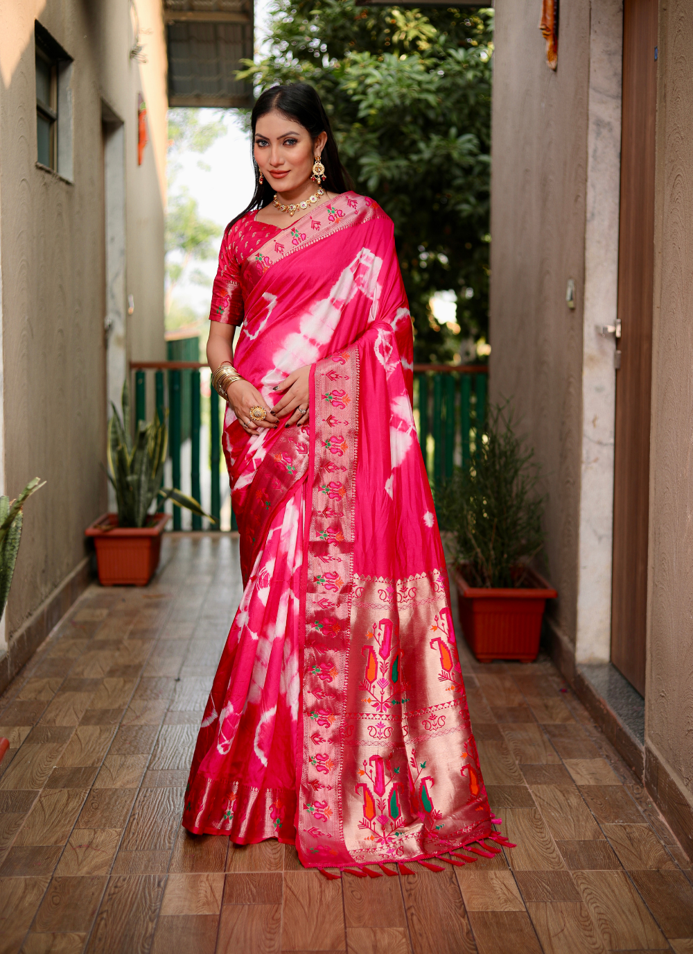 Nakshatra Pink Tie and Dye Paithani Silk Saree