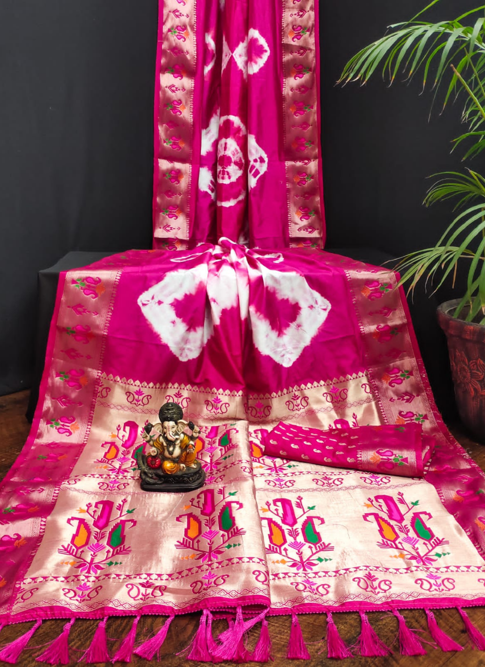 Nakshatra Pink Tie and Dye Paithani Silk Saree