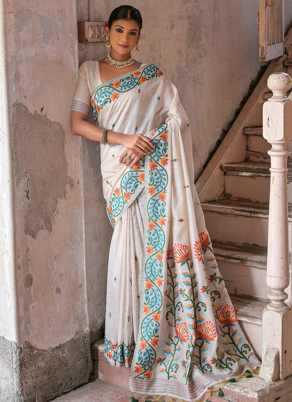 Nakshatra White Printed designer saree -style2