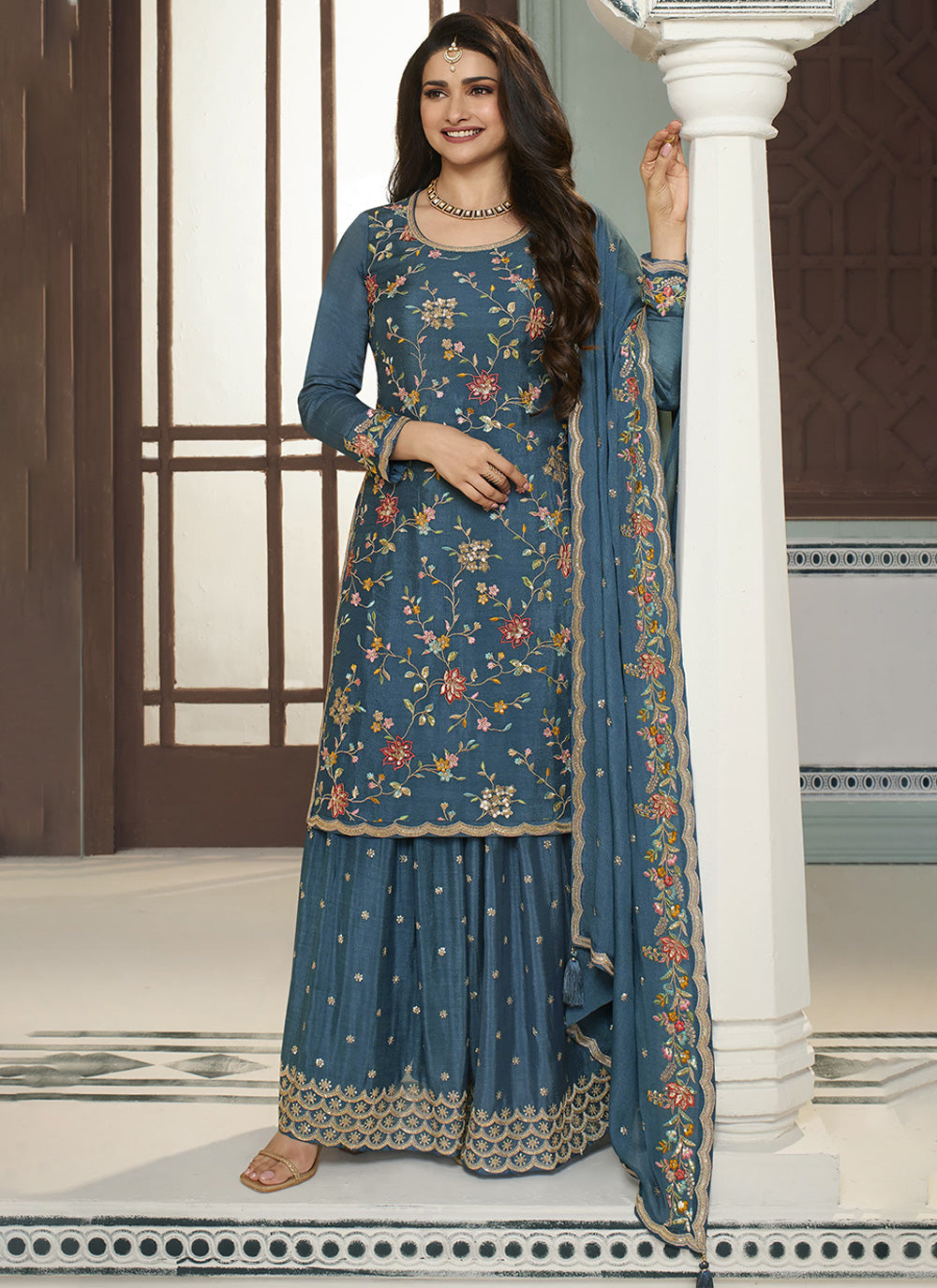 Chinon Charm Sky Blue Suite